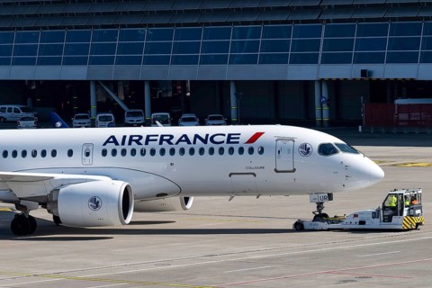 Aircraft Air France, Airbus A220-300, F-HZUR