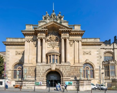 Edwardian baroque architecture of Museum and Art gallery building, Bristol, England, UK architect