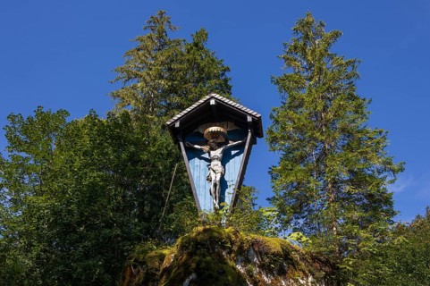 Wayside shrine at the pilgrimage church Maria Kirchental, Loferer Steinberge, Sankt Martin bei
