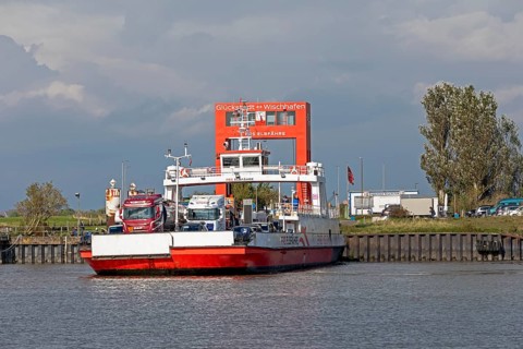 Wischhaven-Glückstadt-Fähre is located at the ferry terminal, Glückstadt, Elbe, Schleswig-Holstein,