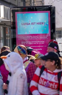 Rose Monday carnival parade in Düsseldorf, campaign against sexual assault, violence, at carnival,