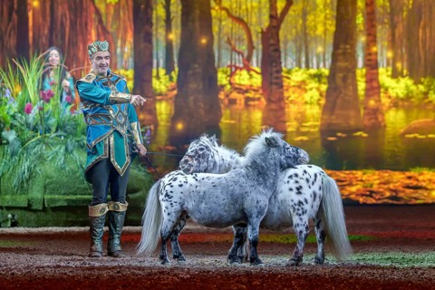 Cavalluna, horse show on Gateway to the Otherworld tour in Berlin's Uber Arena on 17.01.2026