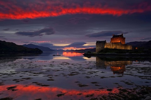 Castle Eilean Donan in Scotland, Loch Duich, Western Highlands, Scotland, United Kingdom