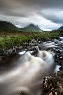 River Sligachan, Cuillin Mountains in the background, Isle of Skye, Highlands, Inner Hebrides,