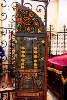 Bima, Remuh Synagogue, 1553, one of two synagogues still in use today, Kazimierz Jewish Quarter,