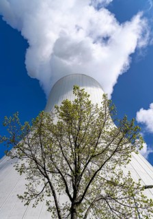 Cooling tower of the Duisburg-Walsum coal-fired power plant, combined heat and power plant operated