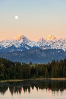 Hegratsrieder See near Füssen, Allgäu Alps, snow, moon, dawn, Allgäu, Bavaria, Germany