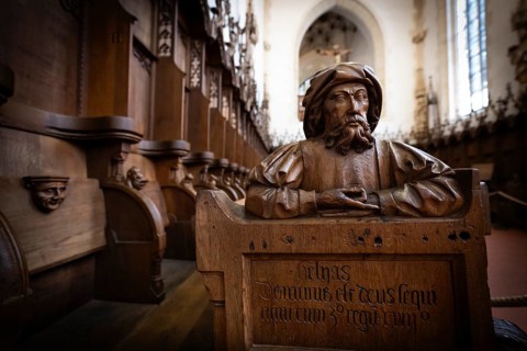Carved half-figure, oak choir stalls for the monks, 1493 by Jörg Syrlin the Younger, also Sürlin or