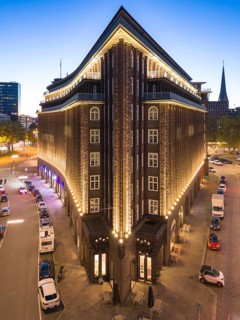 Aerial view of the Kontorhaus Chilehaus in Hamburg's Kontorhaus district at the blue hour, Hamburg,