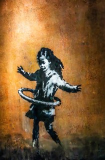 Banksy - Hoola Hoop Girl, motif for new beginnings, strength and joy in the broken, 2020,