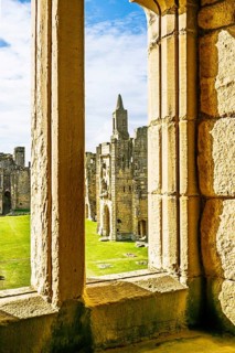 Ruins of Warkworth Castle, River Coquet, Warkworth, Northumberland, England, UK