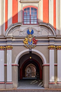 Baroque grand portal with city coat of arms from the Swedish occupation period on the west side of