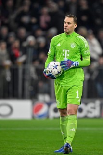 Goalkeeper Manuel Neuer FC Bayern Muenchen FCB (01) with ball, Champions League, Allianz Arena,