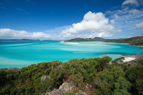 Sunny daytime view from Hill Inlet lookout over Whitehaven Beach, Whitsunday Island, Queensland,