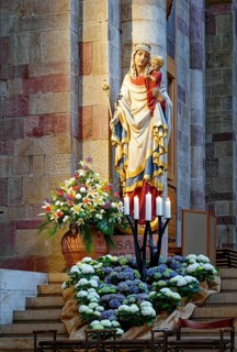 Mary with the Child Jesus, figure in Speyer Cathedral, Imperial Cathedral, interior view, Speyer,