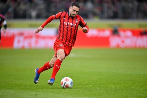 Arijon Ibrahimovic 1. FC Heidenheim 1846 FCH (22) Action on the ball Football Bundesliga,