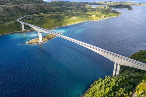 Concrete bridge Raftsundbrua, spanning the Raftsund, the waterway between Lofoten and Vesteralen
