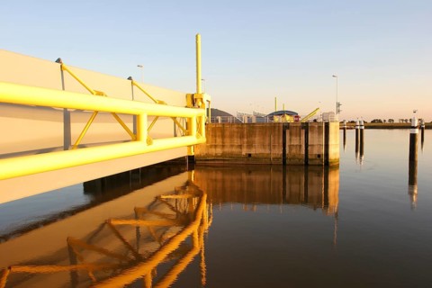 Ems barrier, building, Gandersum, ship overpass, Moormerland, East Frisia, Germany