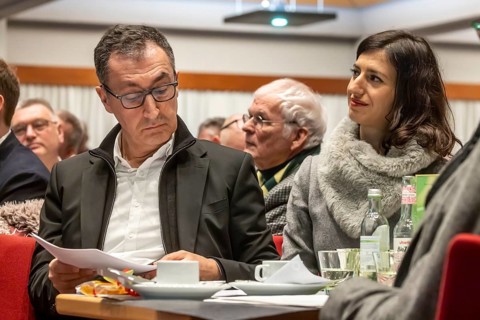 Flavia Zaka, woman of Cem Özdemir. The two have been married since February 14, 2026. Political Ash