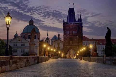 Charles Bridge in the evening, Apostle, Prague, Czech Republic, Prague, Czech Republic