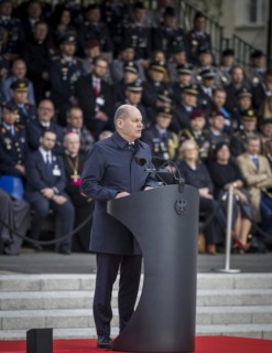 Olaf Scholz (SPD), Federal Chancellor, during the appreciation of the Mali missions, closing