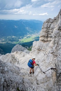 Climber on the Alpspitz via ferrata, via ferrata in the Wetterstein mountains, Bavaria, Germany