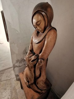 Sculpture, St. Boniface, a former free-world ladies' convent with a collegiate church in