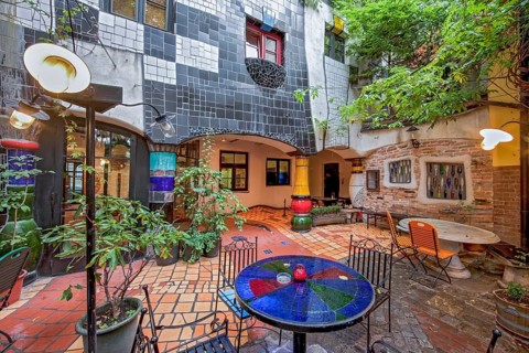 Kunsthaus Hundertwasser courtyard Vienna Austria