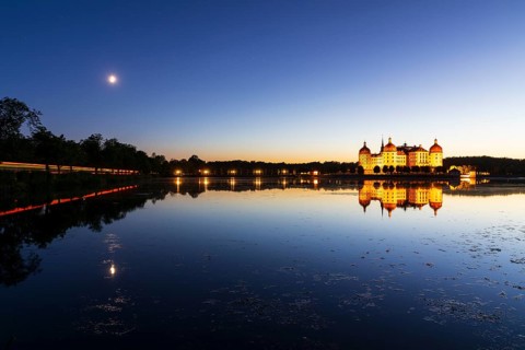 Night view of Moritzburg hunting lodge, Meissen district, Saxony, Germany
