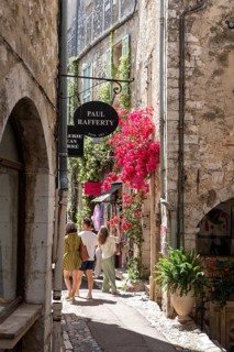 Alley in the old town centre of Saint-Paul-de-Vence, also called Saint Paul, medieval hill town on