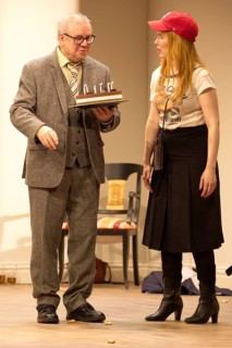 Joachim Krol (Wolfgang), Christin Nichols (Helena), Sophia oder das Emde der Humanisten, German