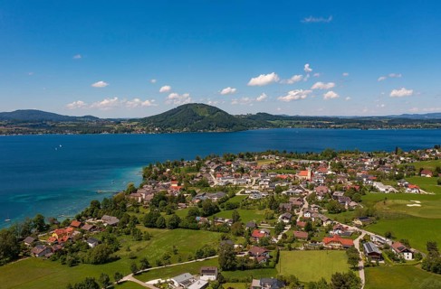 Drone image, Weyregg am Attersee, Salzkammergut, Upper Austria, Austria