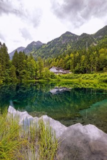 Christlessee, a mountain lake in the Trettachtal valley, near Oberstdorf, Oberallgäu, Allgäu,