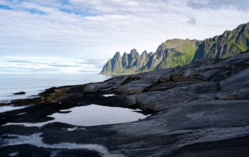 Tidal pools, rocky coast of Tungeneset, Devil's Teeth, Devil's Teeth, Okshornan, Ersfjorden, Senja