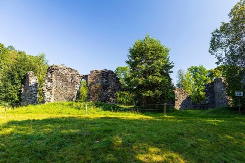 Remains of the walls of the old pilgrimage church of St Oswald, Dudelskirche Waschleithe,