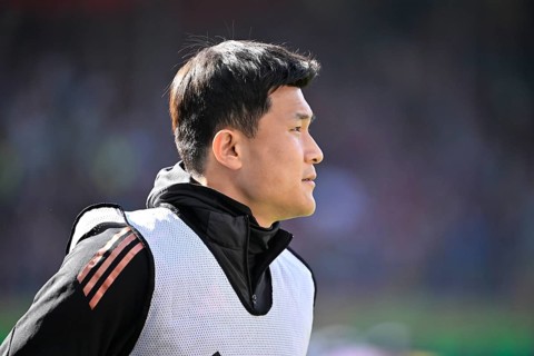 Min-jae Kim FC Bayern Munich FCB (03) portrait substitute player warm-up training Voith-Arena,