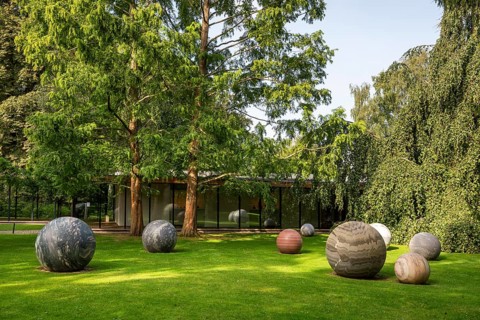 Sculpture Pars pro Toto, stone balls by Alicja Kwade, Sculpture Park, Louisiana Museum of Modern