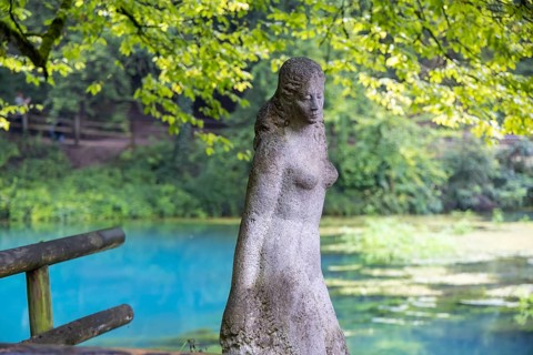 Last photos of the Blautopf in Blaubeuren in front of the popular excursion destination is closed