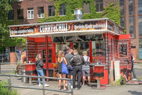 Curry & chilli sausage stand, Osloer Straße, Prinzenallee, Gesundbrunnen, Mitte, Berlin, Germany