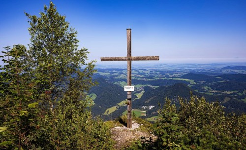 Summit cross on the Ochsenberg, Osterhorn group, Salzkammergut, Salzburg province, Austria