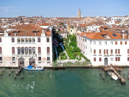 Garten des Palazzo Malipiero am Canal Grande, Drohnenaufnahme, Venedig, Veneto, Italien