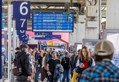 Heavy Easter traffic at Stuttgart Central Station, Baden-Württemberg, Germany
