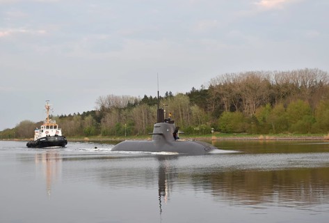 Submarine U33, Submarine sailing in the Kiel Canal, NOK, Kiel Canal, Schleswig-Holstein, Germany