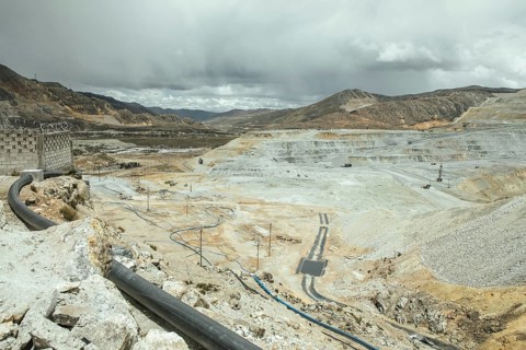 Open-cast mine for zinc extraction, Ticlio Pass, Abra de Anticona, Peru