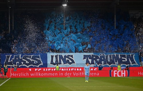 Choreo, choreography, fan action fan block VfL Bochum, banner LASS UNS TRÄUMEN, Voith-Arena,