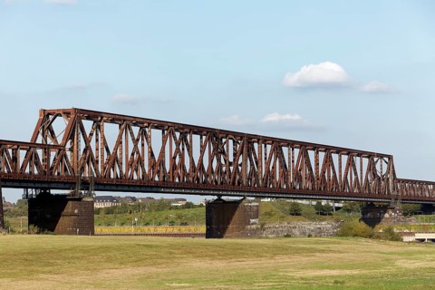 Duisburg-Hochfeld railway bridge, from 1927, truss construction, Duisburg, North Rhine-Westphalia,