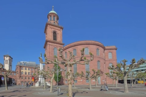 Classicist building St Paul's Church with Unity Monument, Obelisk, St Paul's Square, Old Town,