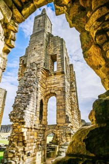 Ruins of Warkworth Castle, River Coquet, Warkworth, Northumberland, England, UK