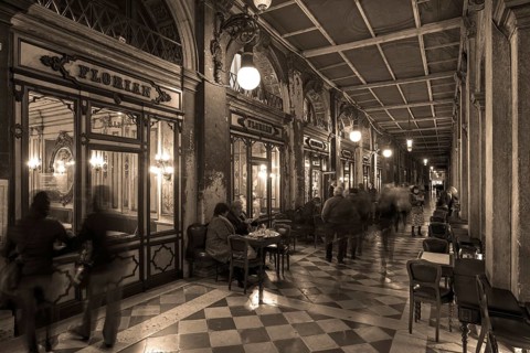 Historic Café Florian under the arcades of Procuratie Nuove, Venice, Veneto, Italy