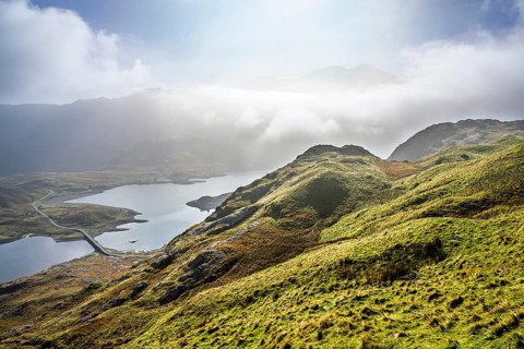 Pyg Track over Llyn Llydaw lake, Pen-y-Pass, mountain pass, Snowdonia, Gwynedd, north-west Wales,